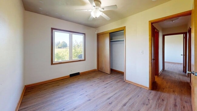 Building Photo - 713 Stanton Ave