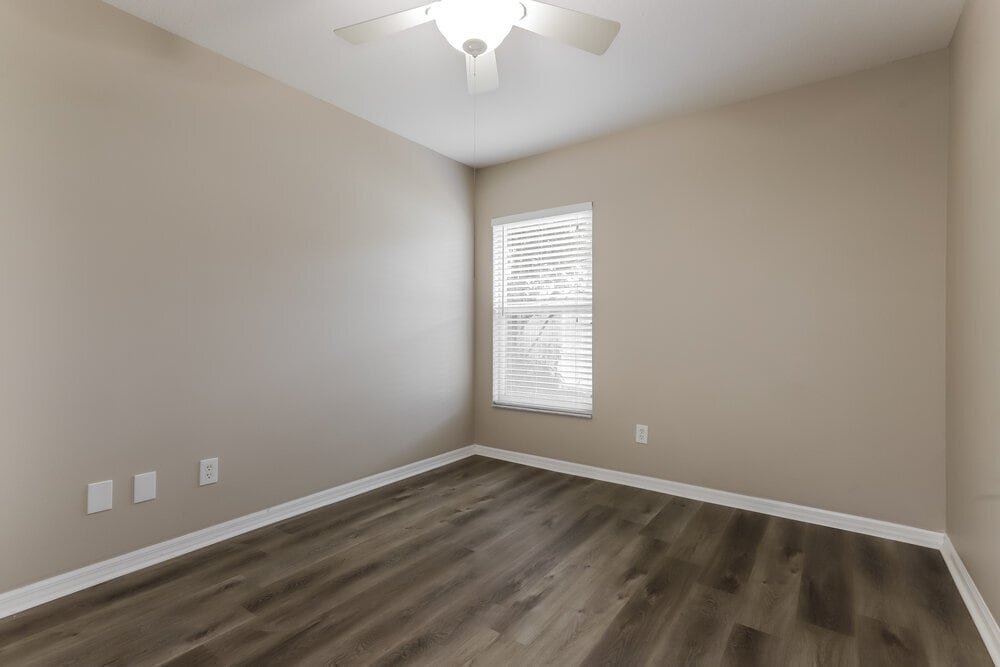 Building Photo - 2638 Allwood Ave