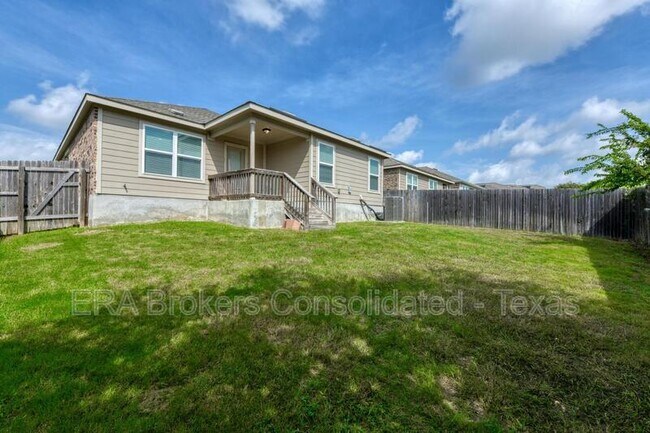 Building Photo - 242 Holland Pk