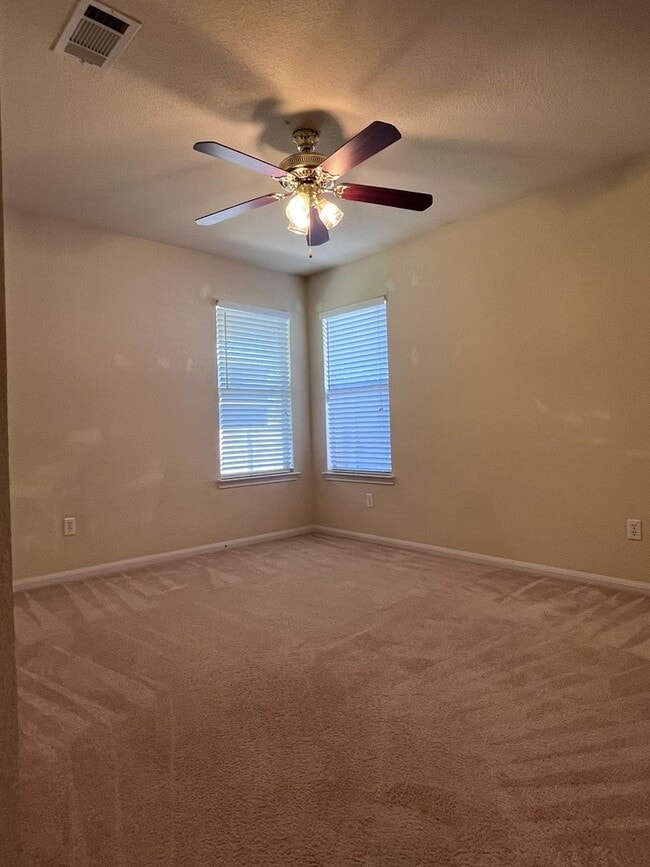 Building Photo - Available NOW!!!! Beautiful 1 story, 4 bedroom, 2 bath, 2 car garage home with a privacy fenced y...