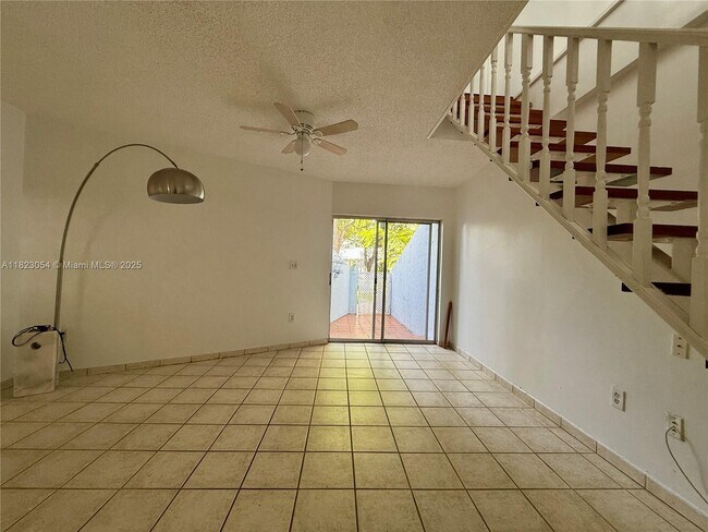 Building Photo - 798 Crandon Blvd