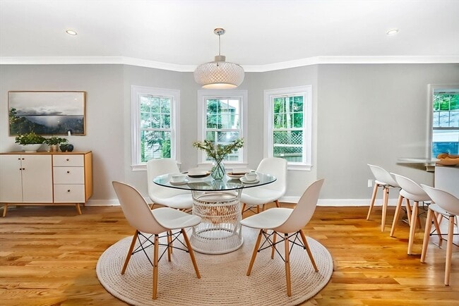 Building Photo - 60 Johnswood Rd