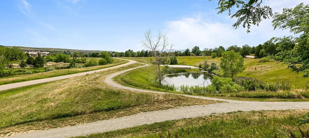 Adjacent Autrey Park and trails - 1942 Oxford Ln