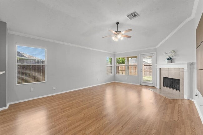 Building Photo - 4766 Wind Trace Dr