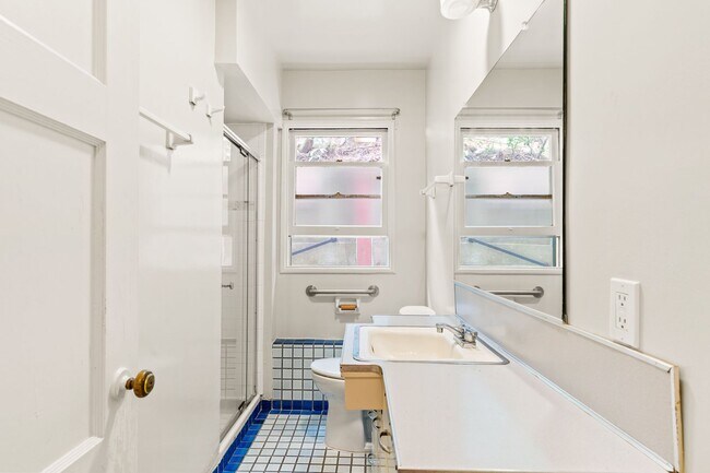 Building Photo - 6857 Armour Dr
