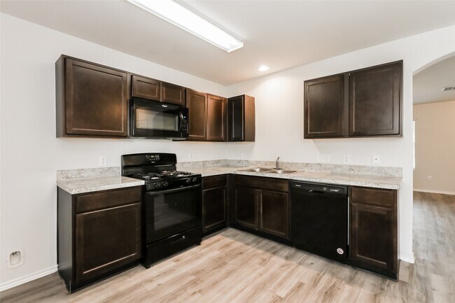 Building Photo - 16922 Lacey Bell Ln