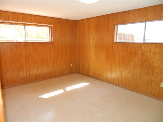 Building Photo - 203 N Main St