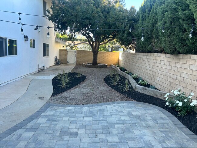 Backyard - 19548 Los Alimos St