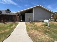 Building Photo - 1915 Hasti Acres Dr