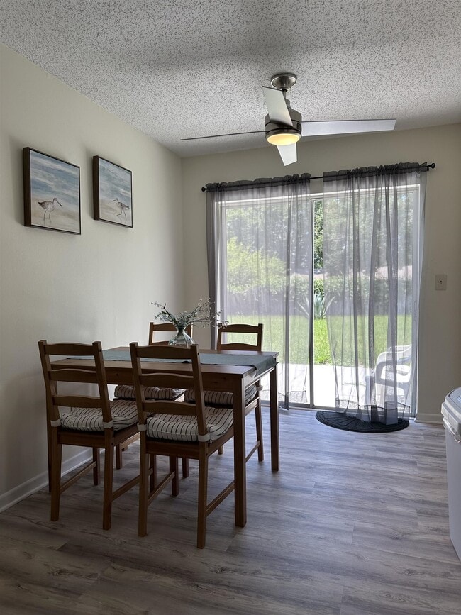 Building Photo - 776 Bahia Dr