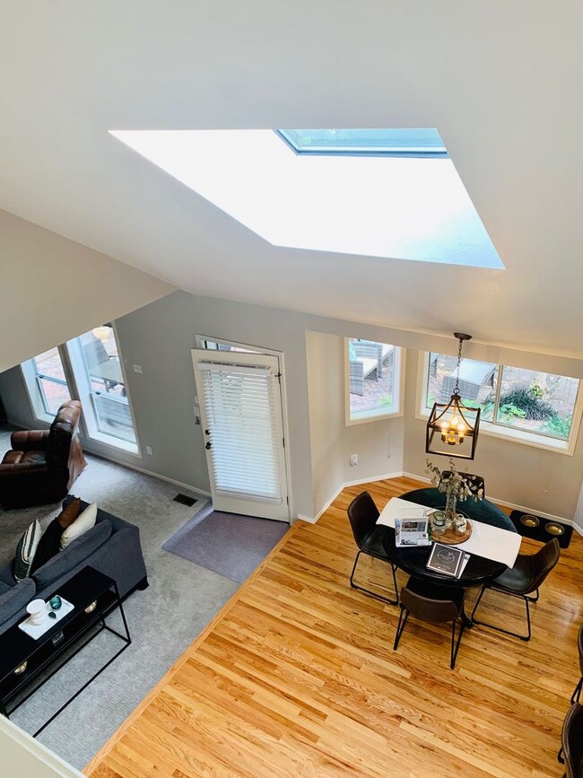 Building Photo - 4-Bedroom Single-Family Home on Quiet Cul-de-Sac