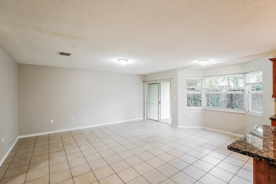 Building Photo - 9079 SW 157th Ct