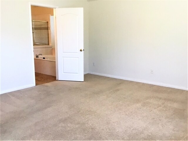 Building Photo - 2500 Kariba Ln