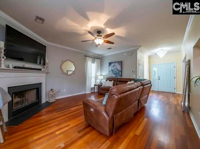 Building Photo - 306 Coventry Lake Dr