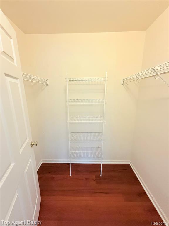 Building Photo - 44975 Marigold Dr