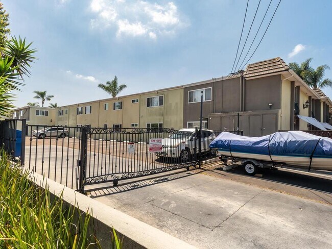 Building Photo - 6602 Beadnell Way
