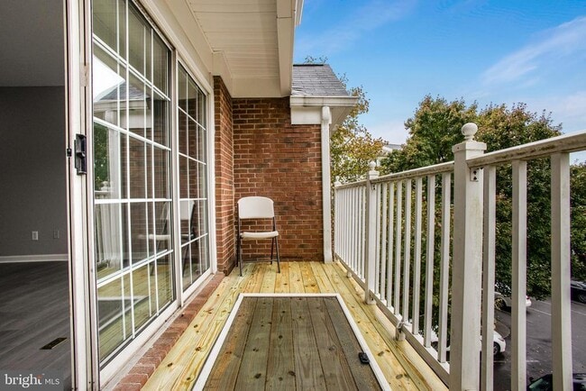 Building Photo - 12765 Fair Crest Ct