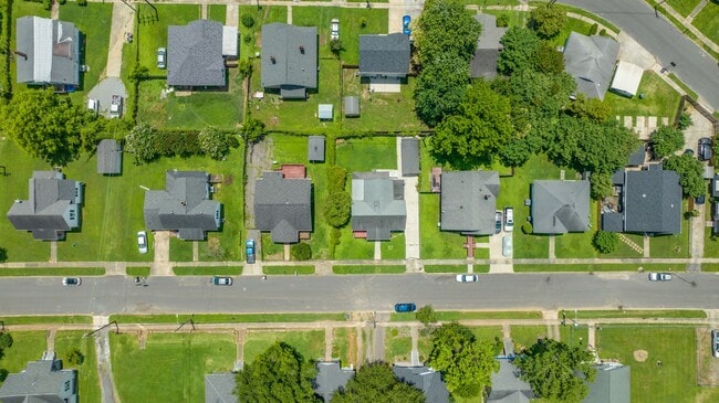 Building Photo - Move in ready in Gastonia’s Rapidly Growing FUSE District