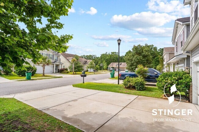 Building Photo - 100 Sago Palm Dr