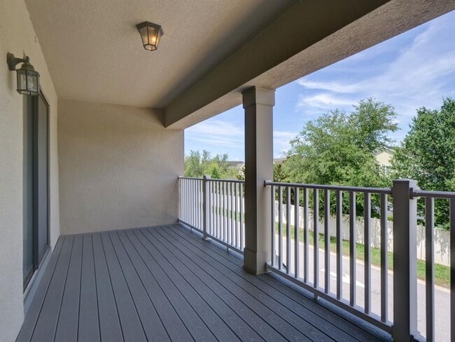 Building Photo - 2566 Amati Dr