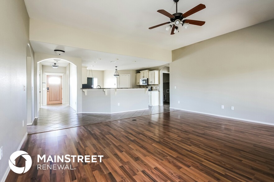 Building Photo - 4743 S 203rd E Ave