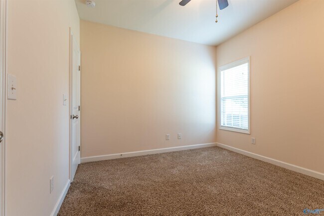 Building Photo - 105 Kaileigh Paige Cir