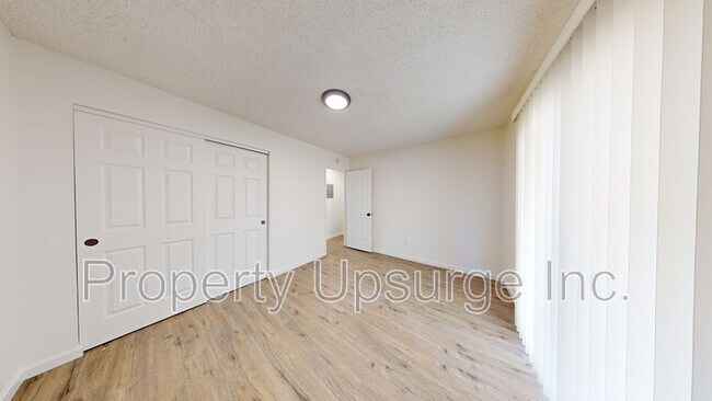 Building Photo - 1230 Canby Rd