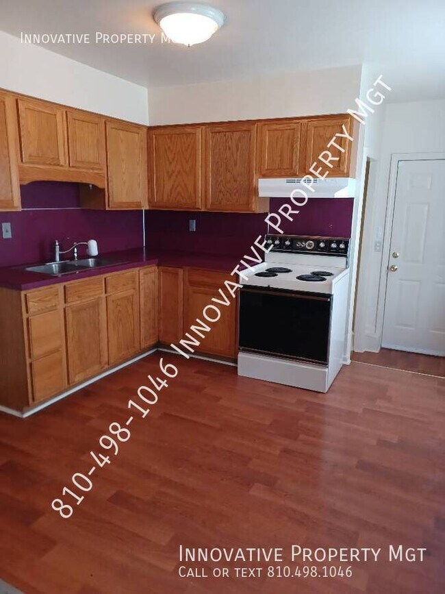 Building Photo - 2829 Plainfield Ave