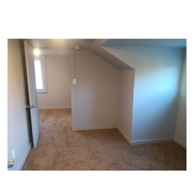Building Photo - 13911 Tuller St