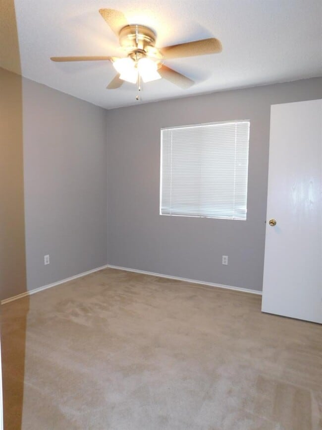 Building Photo - 1509 Black Locust Drive West