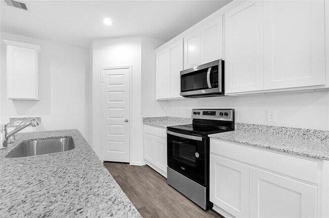 Building Photo - 31134 Delamere Turn trl Trl