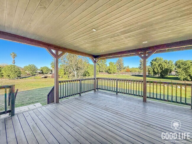 Building Photo - Updated 4BD/3.5BA Rental With 3-Car Garage in Menifee