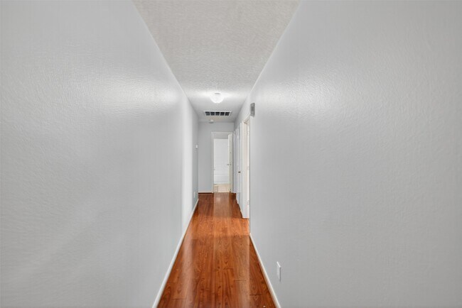 Building Photo - 18518 Burgundy Sky Way