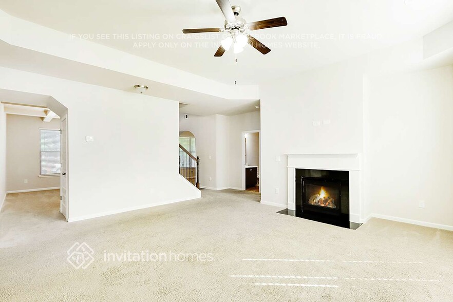 Building Photo - 3329 Alhambra Cir