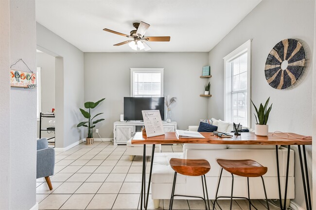 Building Photo - 2727 Avenue K