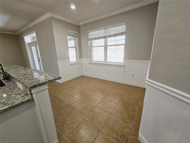 Building Photo - 1930 Saddlewood Ct