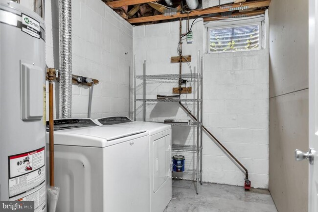 Building Photo - 8914 Grandstaff Ct