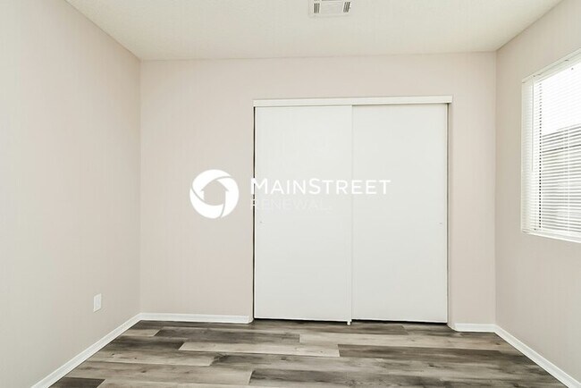 Building Photo - 3 Bedroom Pet-Friendly Home in Tucson, AZ with Main Street Renewal