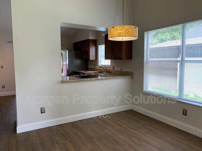 Building Photo - 9981 Triple Crown Cir