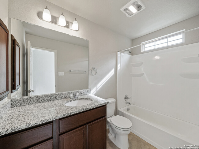 Building Photo - 130 Villa Grande