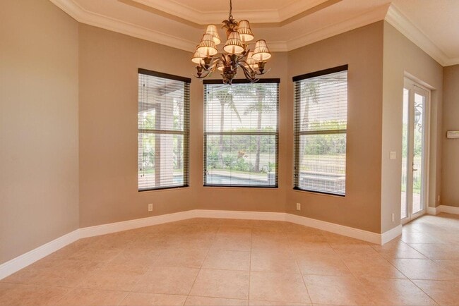Building Photo - 6669 Cobia Cir
