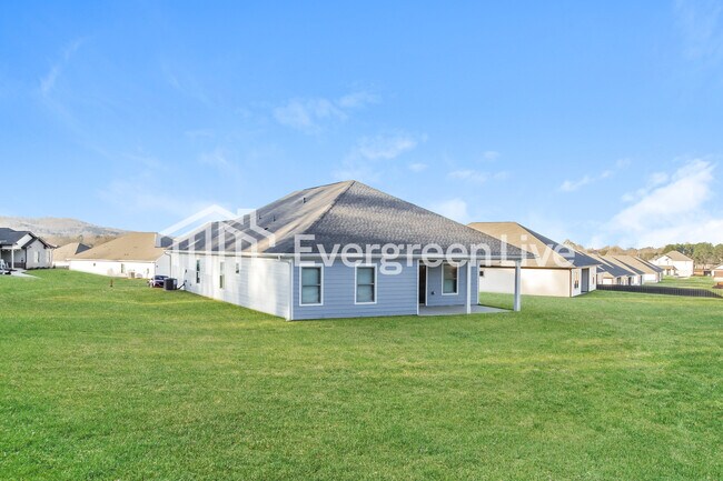 Building Photo - 115 Ashby Pond Dr