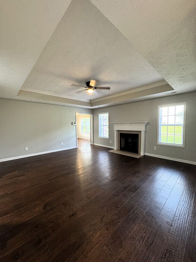 Building Photo - 18304 Upland Trail