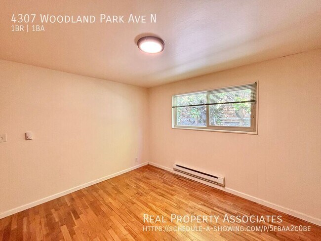 Building Photo - 4307 Woodland Park Ave N