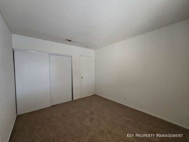 Building Photo - 5340 Retablo Ave