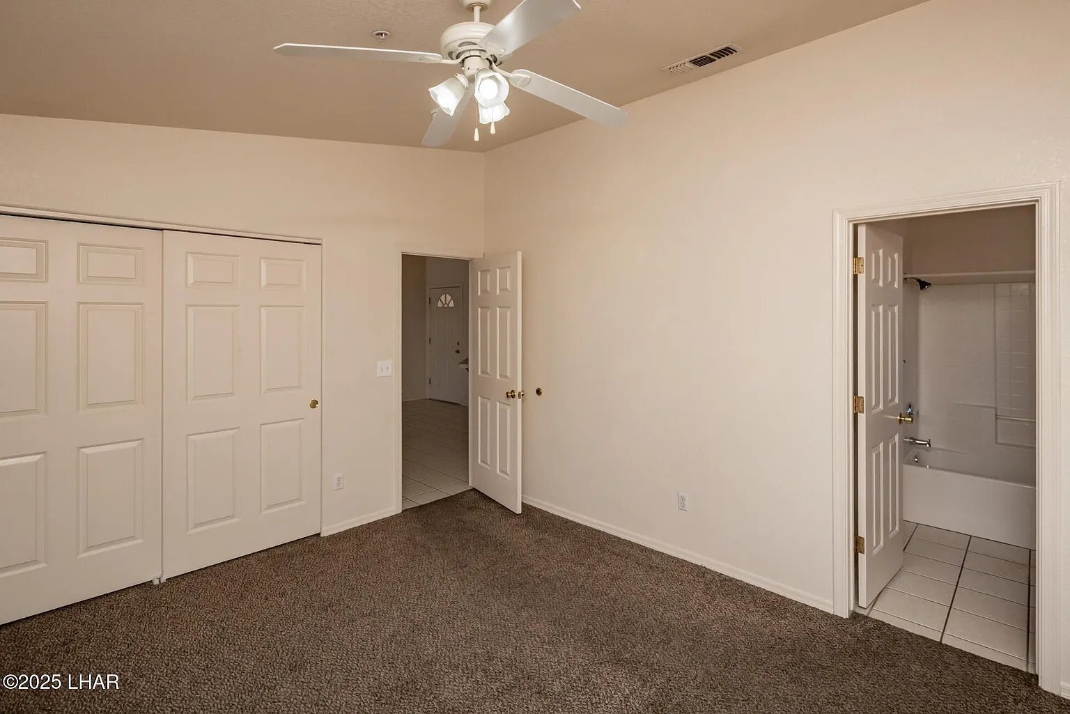 Building Photo - 3188 Desert View Ct