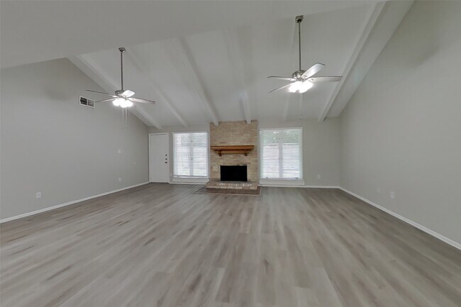 Building Photo - 3619 Maple Glen Dr