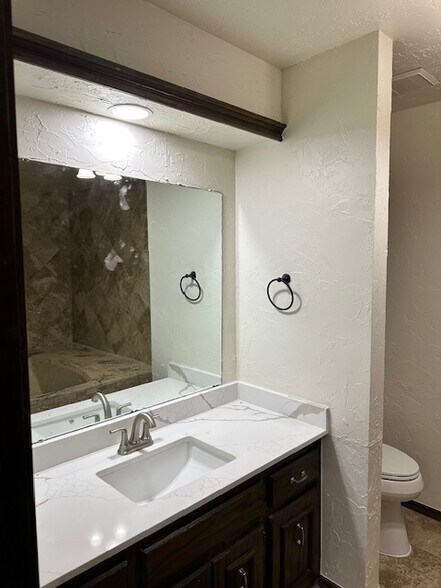 Building Photo - 839 NW 111th St