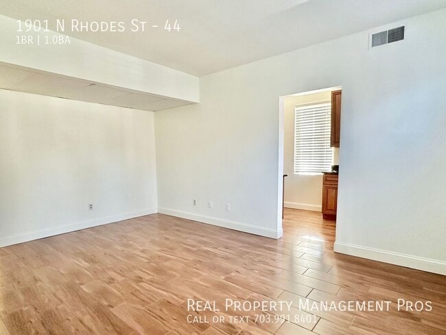 Building Photo - 1901 N Rhodes St