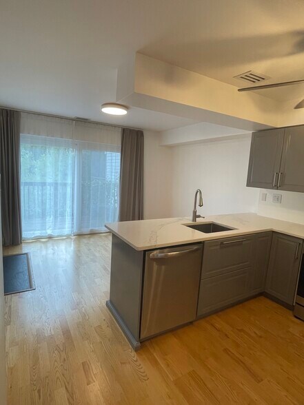 Building Photo - 18207 Leman Lake Dr